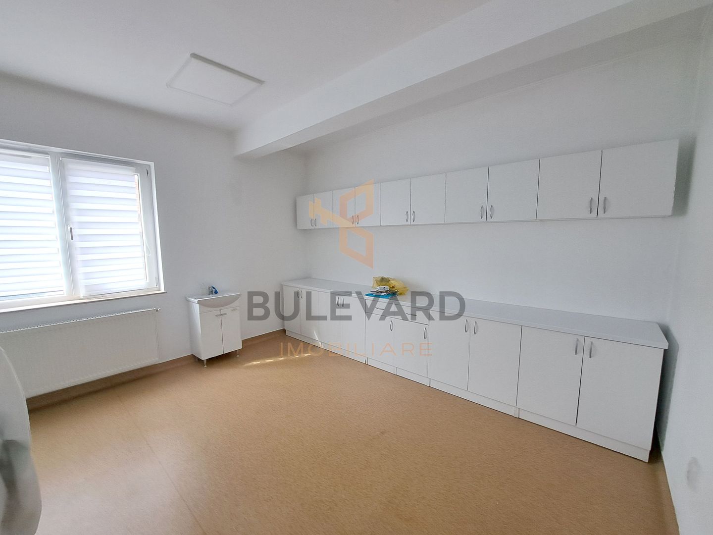 Spatiu comercial pretabil pentru activitati medicale, servicii, comert! - Poză 7