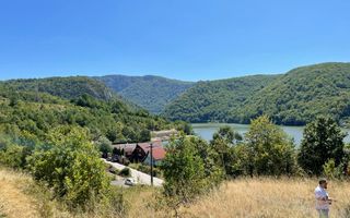 Teren intravilan 2.580 mp Eșelnița, acces DN57, ideal turism, locuinte - Poză 9