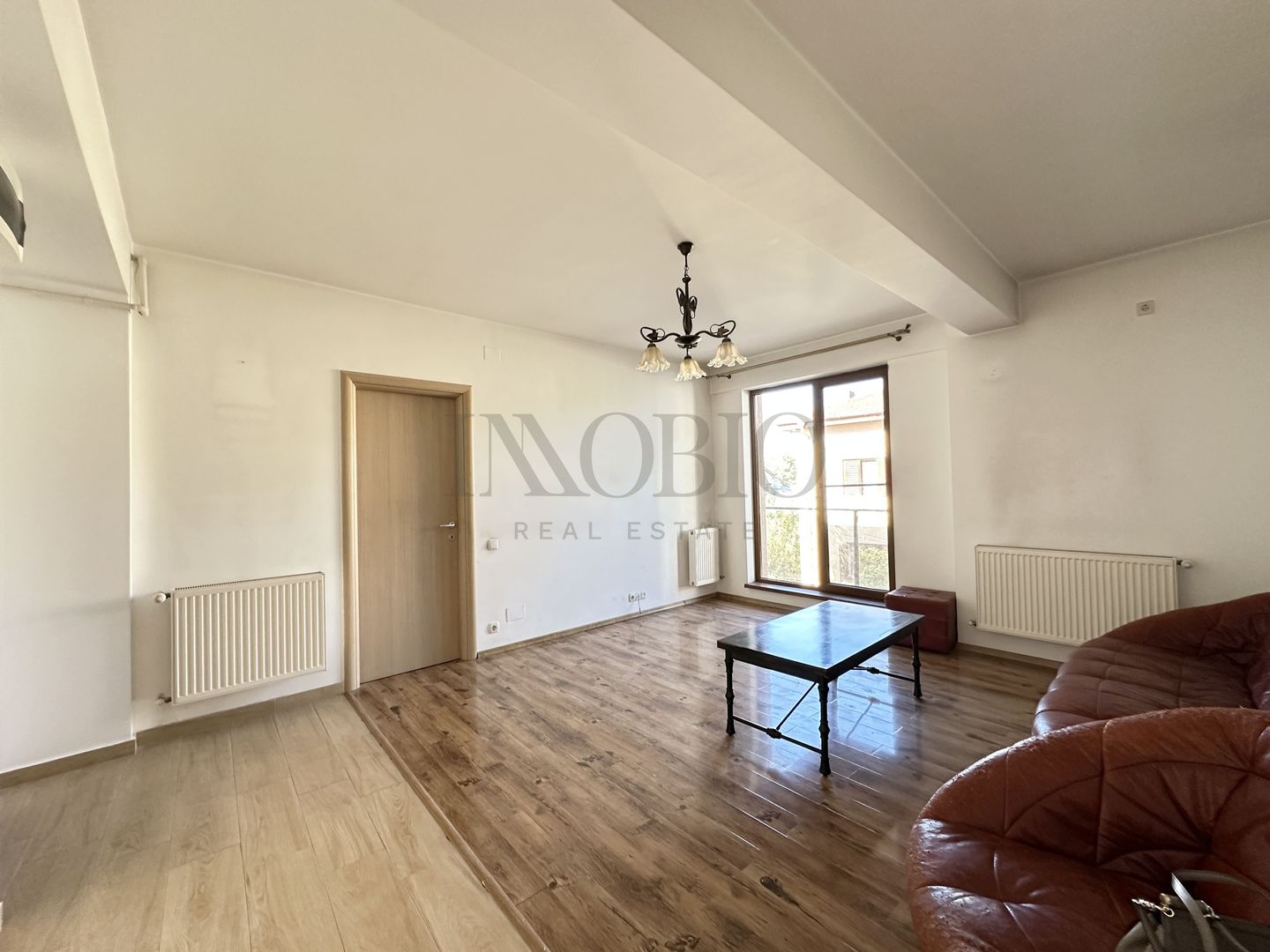 Apartament 2 Camere | Damaroaia - Gloriei | Parcare Supraterana - Poză 1