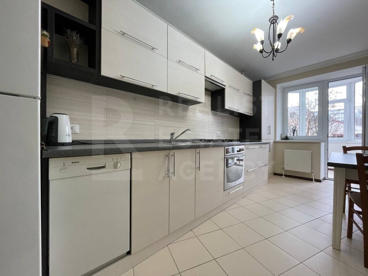 Chirie, apartament, 2 odăi, str. Mitropolit Petru Movilă, Centru - Poză 5