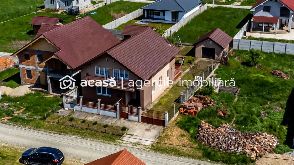 Pret redus Vilă spațioasă la intrare în Zimandcuz - Poză 1