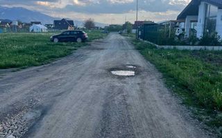 Teren de vânzare  Cristian, Brasov. Utilități la limita de proprietate - Poză 5