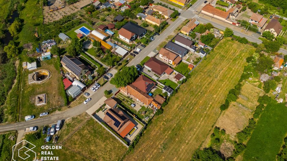 Casa din caramida, în Gai, teren 492, comision 0% - Poză 33
