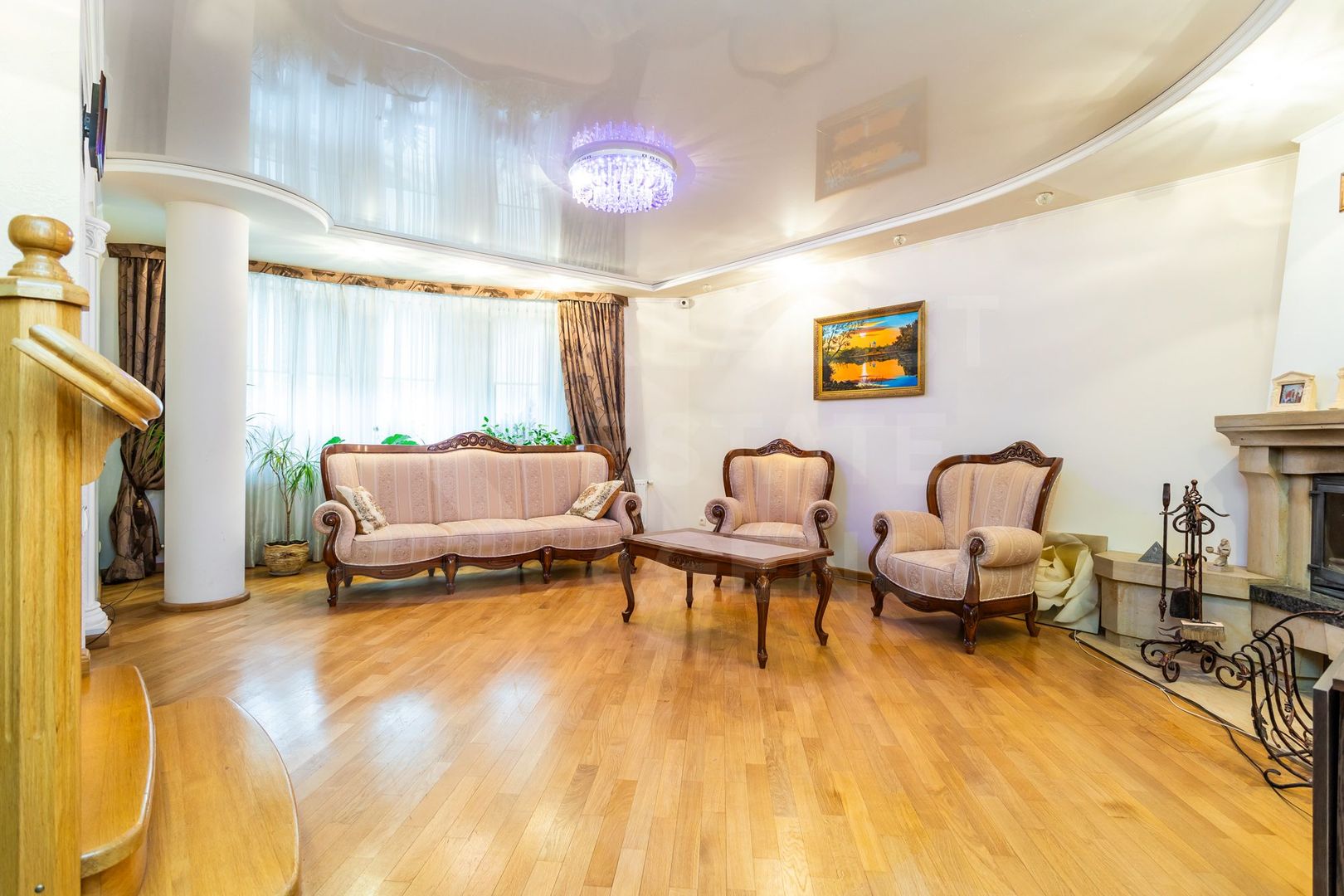 Vânzare, casă, 2 nivele, 6 camere, strada Luceafărul, Ciorescu - Poză 1