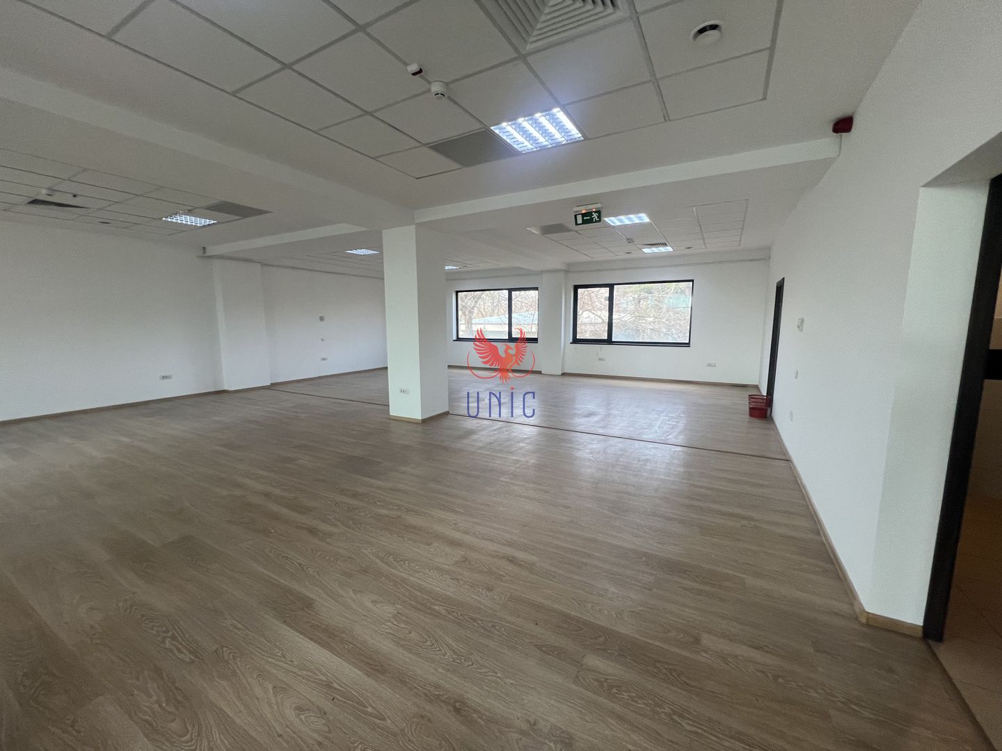 Spatiu Comercial / Birouri Central - Poză 4