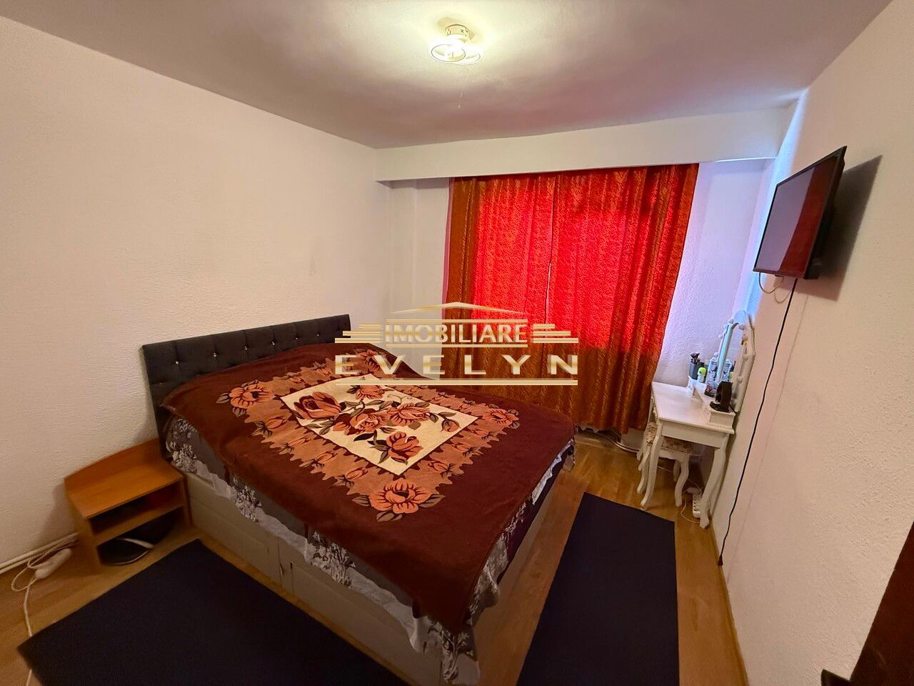 Apartament 3 camere de vânzare – Piața Mare - Poză 2