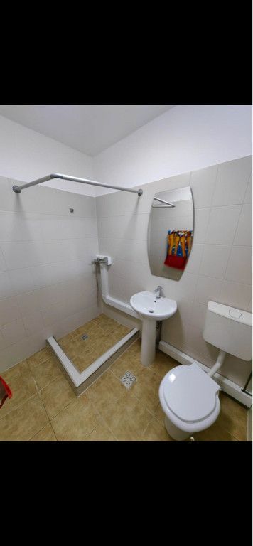 Casă la curte Proprietar vizavi de Carrefour Alexandriei Ildl etc - Poză 9