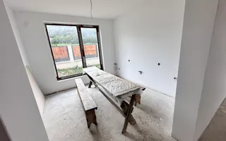 Casa individuala-4 dormitoare,225 mp utili,garaj-Chinteni - Poză 13