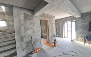 Casa individuala 4 camere 146 mp utili P+1 si teren 475 mp in Selimbar - Poză 11