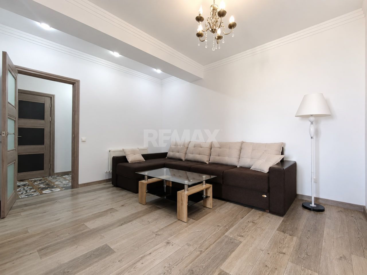 Buiucani | Alba Iulia| 2 + Living | 75 m² | Bloc Nou | Vedere Panoramică - Poză 7