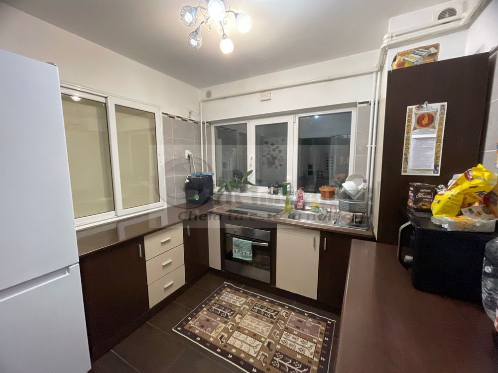 Apartament cu 3 camere, in complex nou 2010 - Canta - Mobilat Utilat ! - Poză 5