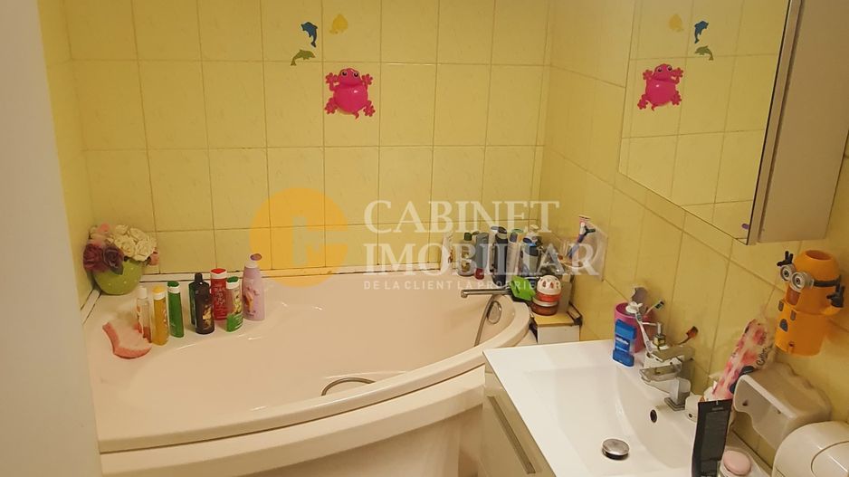 Apartament Cu 3 Camere Decomandat 2 Bai 67mp Etaj 4 - Poză 6