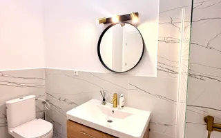 Apartament la cheie /etaj intermediar / Zona Eroilor - Poză 11