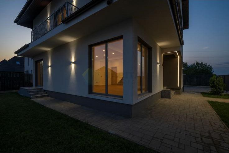Casă individuală modernă de vânzare – Tunari | 0% comision | - Poză 2