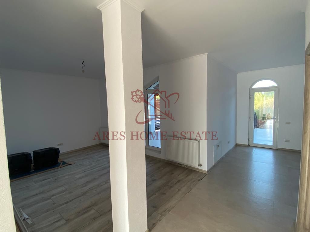 Casă 5 camere, 2 niveluri, intrări și utilități separate – Șag - Poză 11