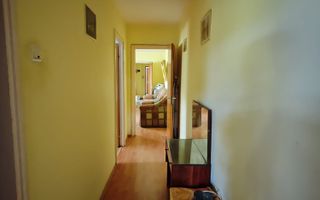 Apartament 3 camere, bloc 4 etaje, Berceni/str Dorohoi, curat - Poză 5