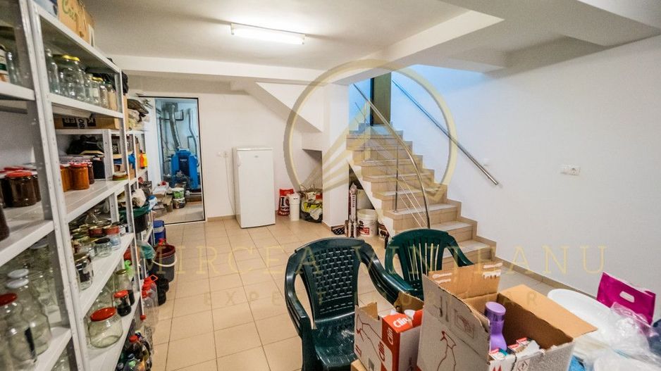 Palazu Mare / Elvila -  Vanzare Vila  D+P+1E cu teren de 996 mp - Poză 55