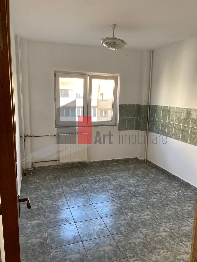 Apartament 3 camere Gorjului - Poză 3