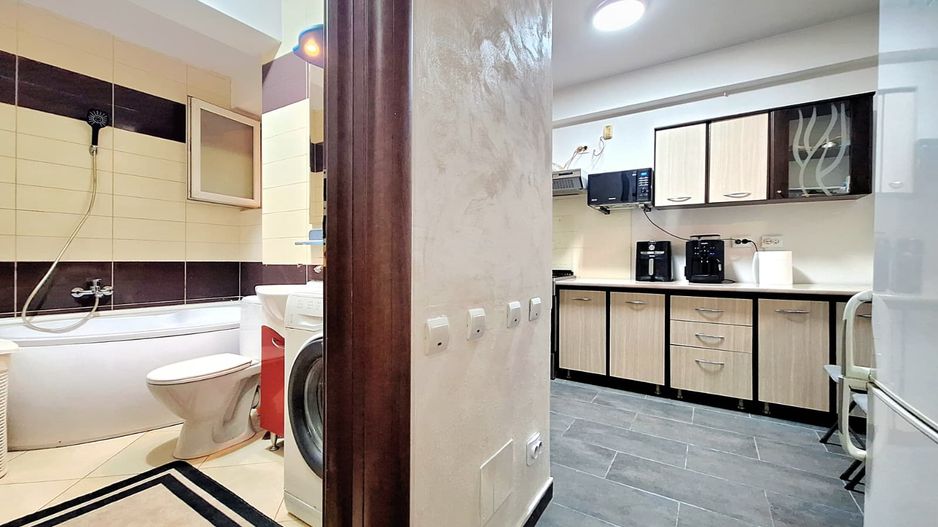 Apartament cu 2 camere de vânzare în zona Aparatorii Patriei - Poză 3