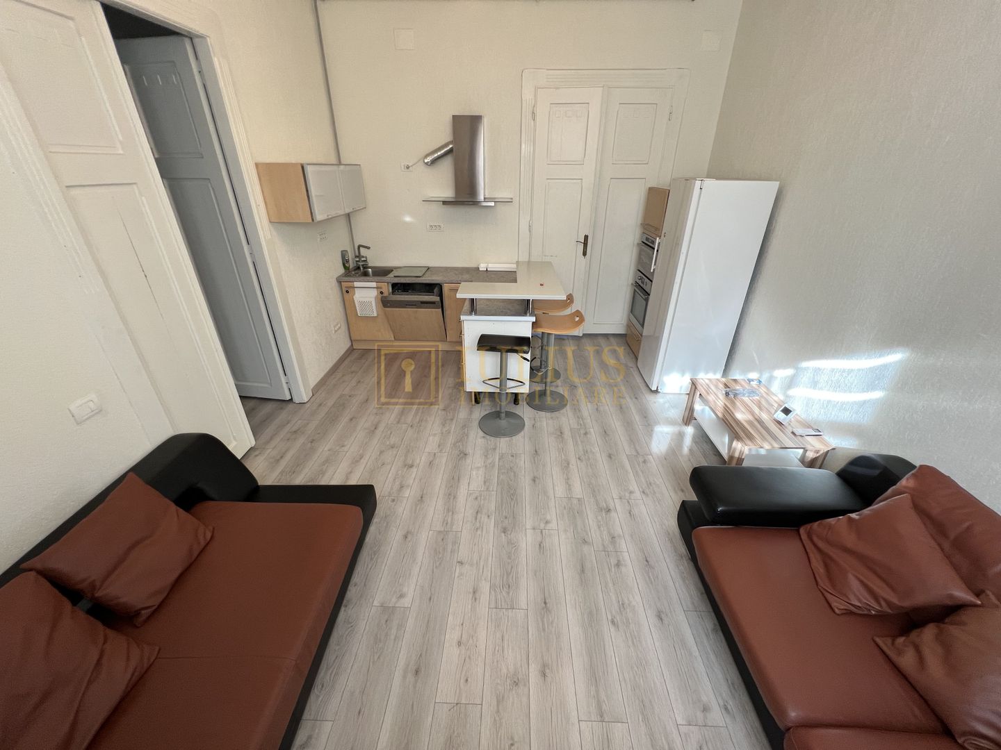 Iosefin; centrala proprie, mobilat modern. - Poză 2