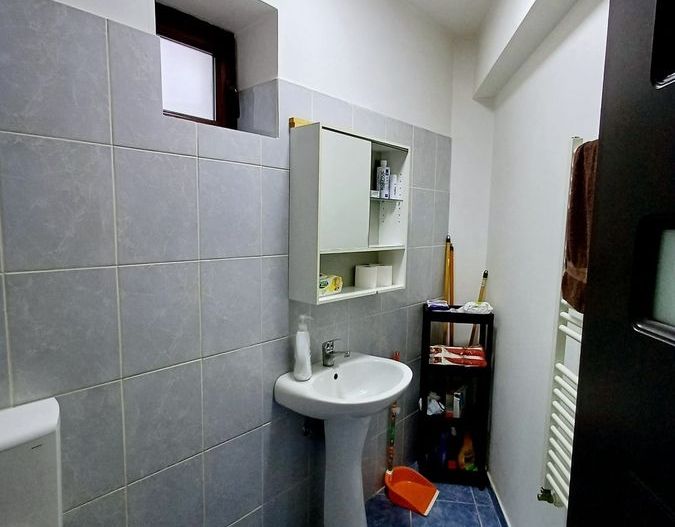 Apartamet 3 camere la vanzare - Sector 4, metrou Dimitrie leonida - Poză 16