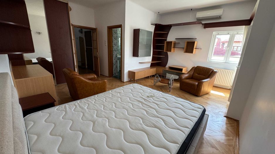 GARSONIERA RENOVATA | CENTRALA PROPRIE | DOROBANTI - Poză 1