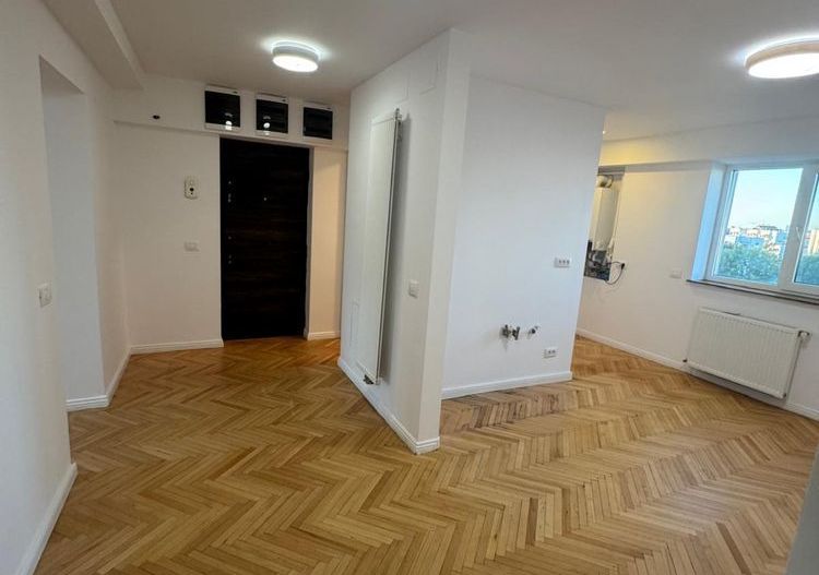 APARTAMENT RENOVAT METROU ZONA MUNCII - Poză 1