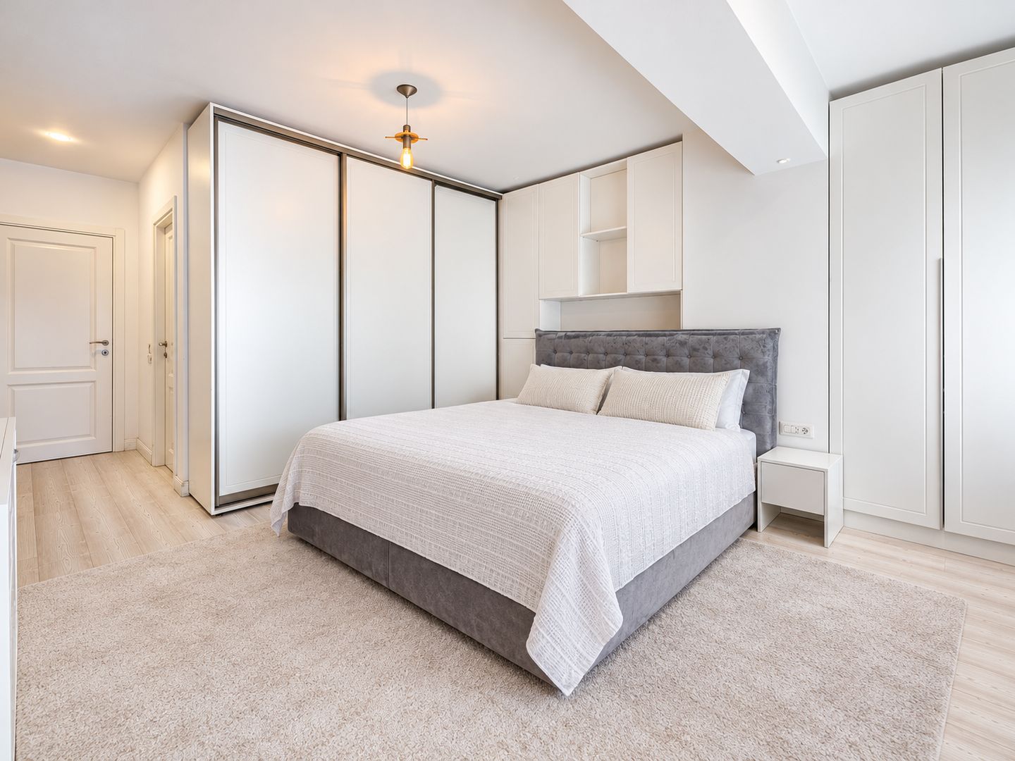 Apartament 3 camere | 98 mp | 2 băi | Etaj 3 | Fundeni, Sector 2 - Poză 3