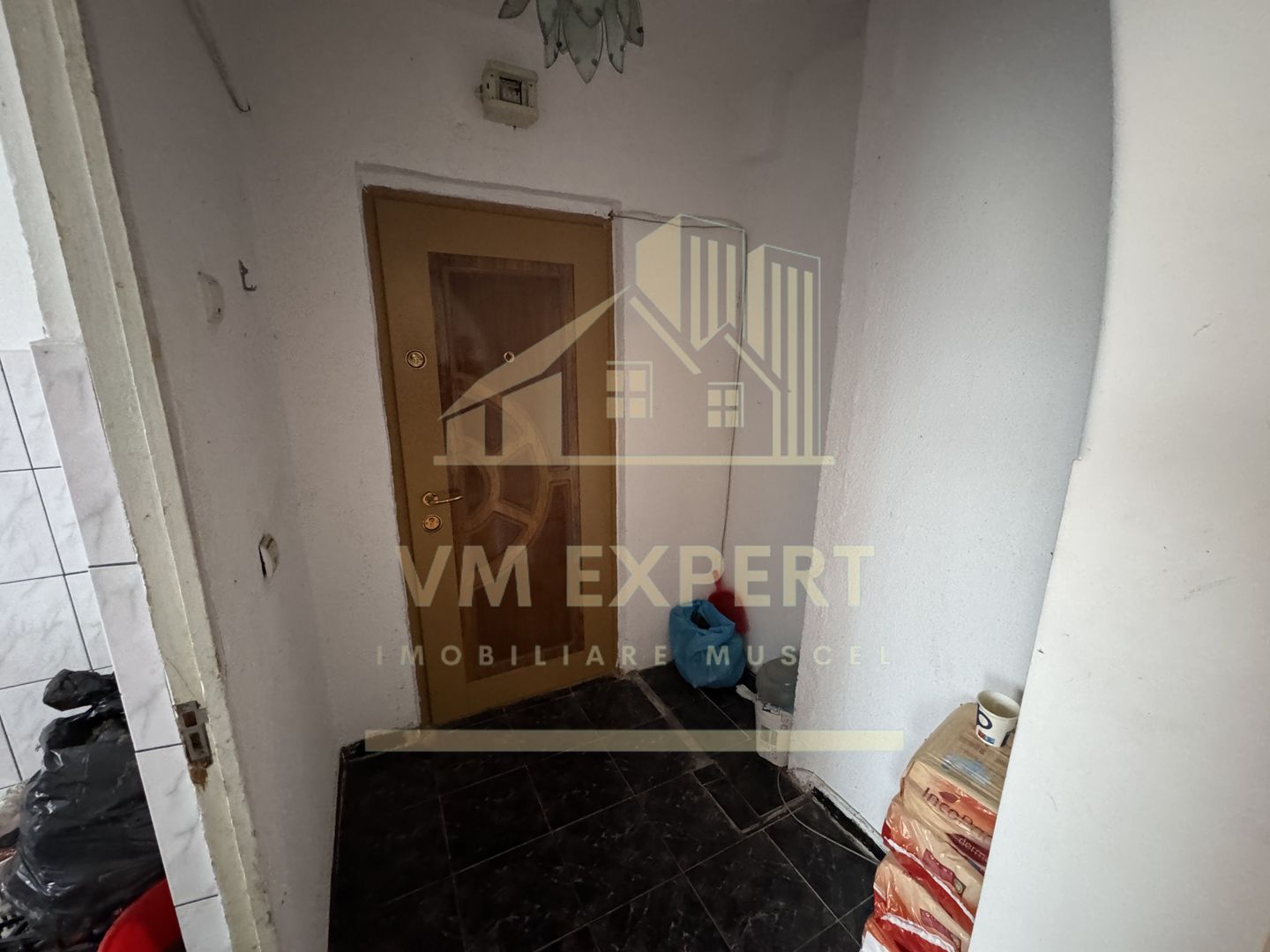 APARTAMENT 2 CAMERE PARTER VISOI CAMPULUNG - Poză 6