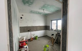 Sacalaz individuala P+E,Terasa,balcon,2 bai,5 camere,2 F.s - Poză 18