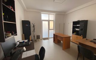 Spatiu birou - Poză 10