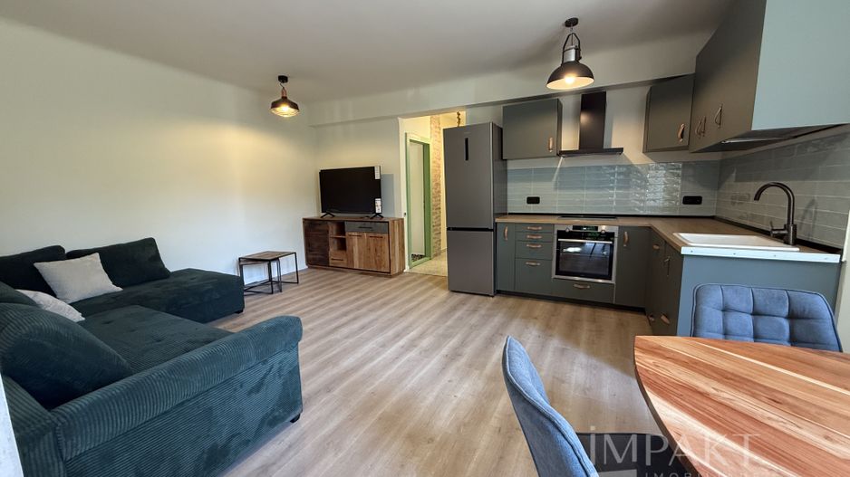 Apartament cu 3 camere, la vila, în Grigorescu! - Poză 1