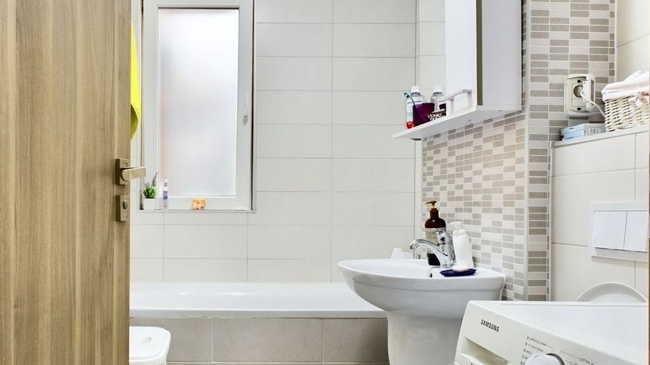 Tur virtual -2 camere, modern si primitor, complex Iris - Torontalului - Poză 14