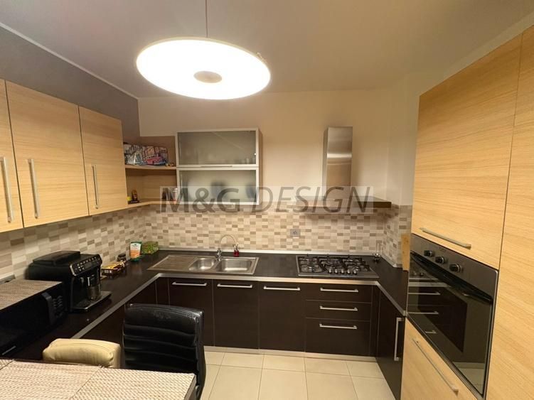 Apartament 3 camere lux zona centrala - Poză 4