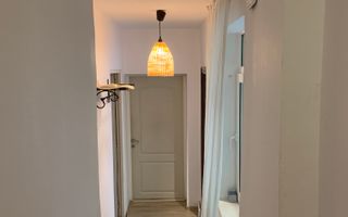 Casa single, cu 3 apartamente si garsoniera , regim hotelier-zona ultracentrala - Poză 13