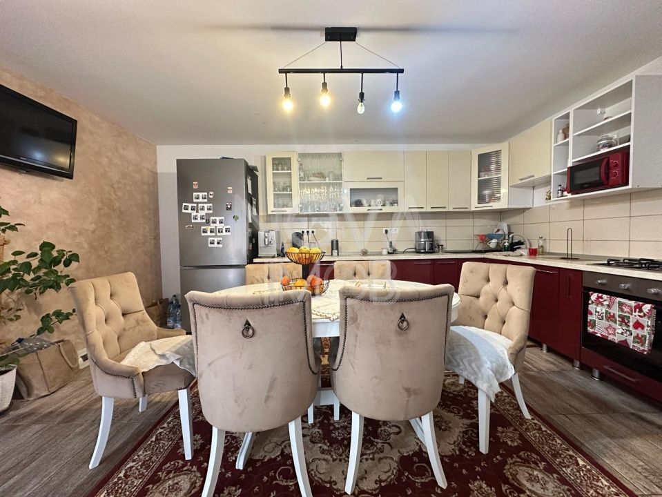 Casa de vanzare, mobilata si utilata - Piata Cluj - Poză 8