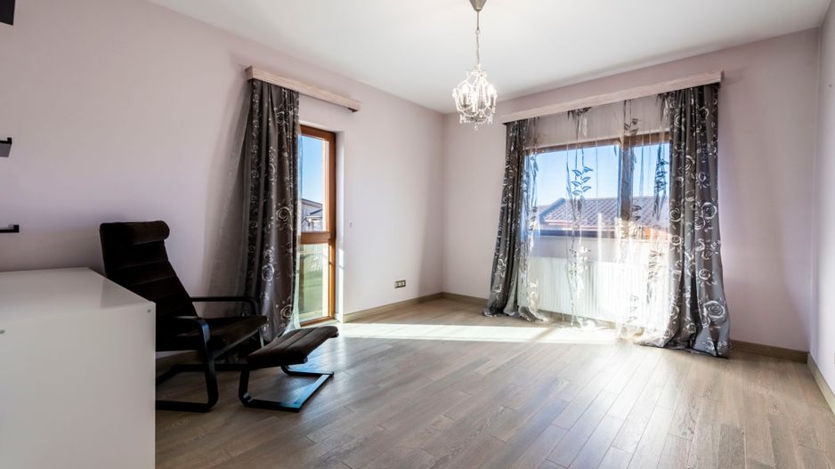 Casa individuala | 255mp s. desfasurata | teren 473mp | D+P+E | Gruia - Poză 9