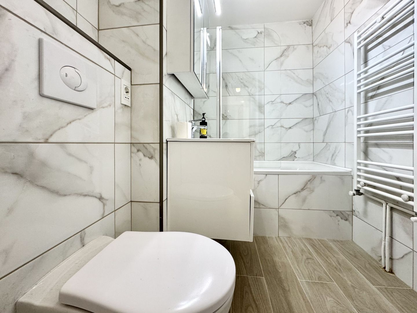 Apartament 2 camere Bucovina – decomandat, zonă excelentă - Poză 30