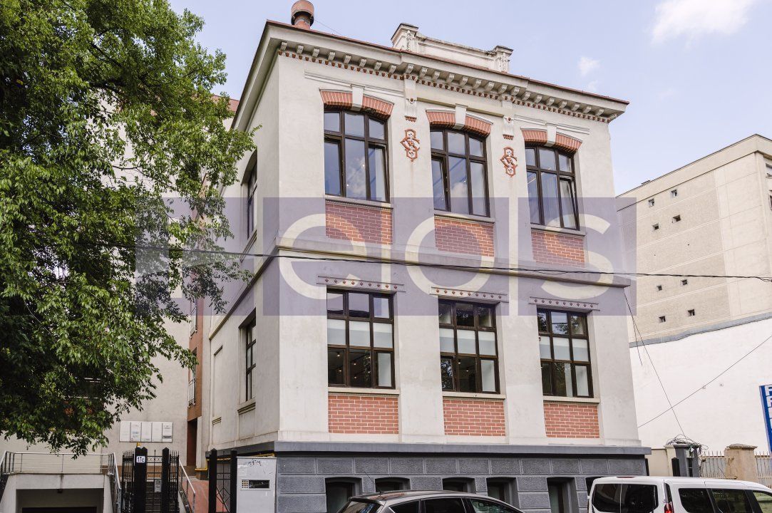 DE VÂNZARE VILA CONSOLIDATĂ ÎN PIAȚA VICTORIEI  | 187 MP | LOCURI DE PARCARE - Poză 9