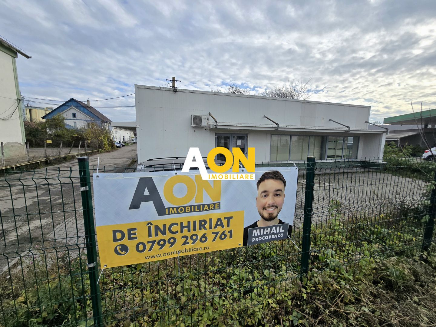 Spațiu Comercial, 100mp, Compartimentat, Zona Carolina Mall - Poză 1