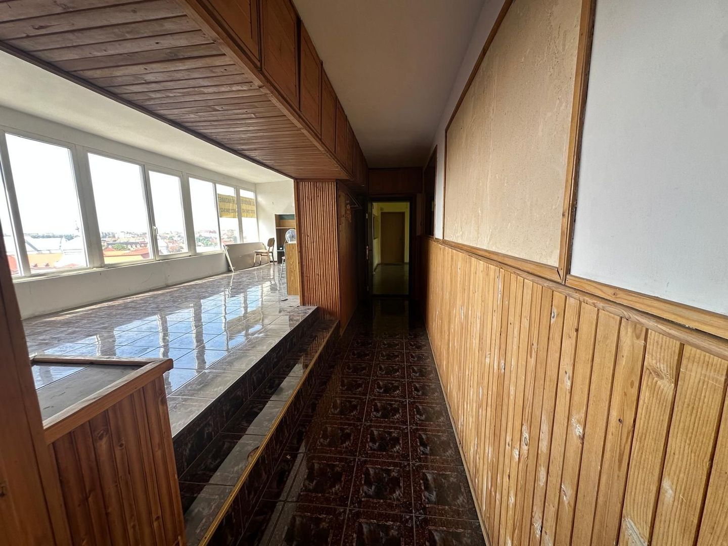 Apartament 4 camere – Ultracentral, Bld. Magheru, Oradea-149.900 euro - Poză 7