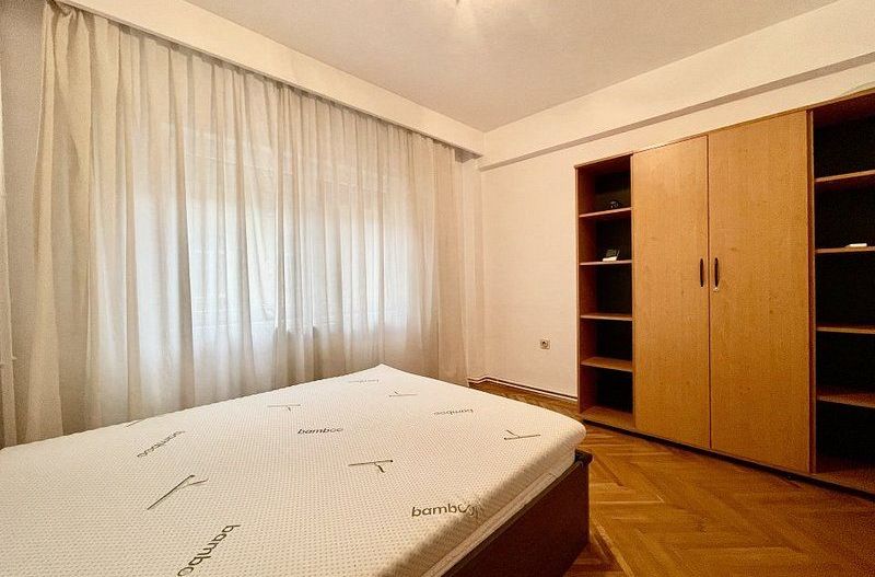 Apartament de inchiriat in Piata Sfantul Gheorghe - Poză 7