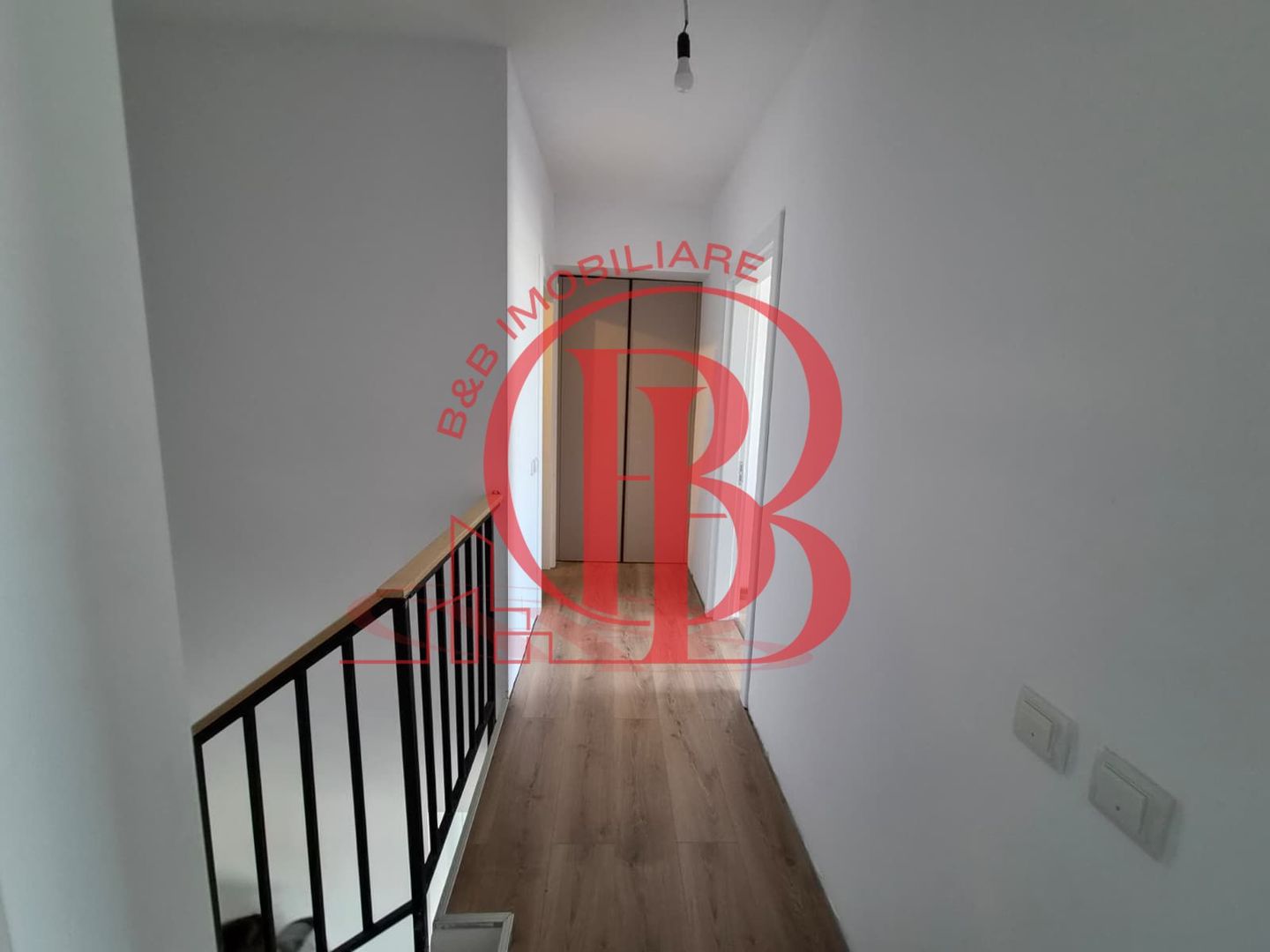 Apartament 3 camere Duplex 12 min Metrou Teclu Parcare Inclusa - Poză 8