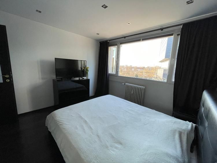 Apartament 2 camere decomandat, 5 min de metrou si de Parcul Tineretului - Poză 2