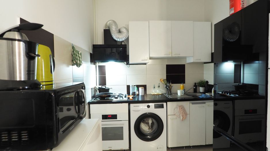 Vanzare 2 camere partial mobilat 1Mai-Victoriei - Poză 9