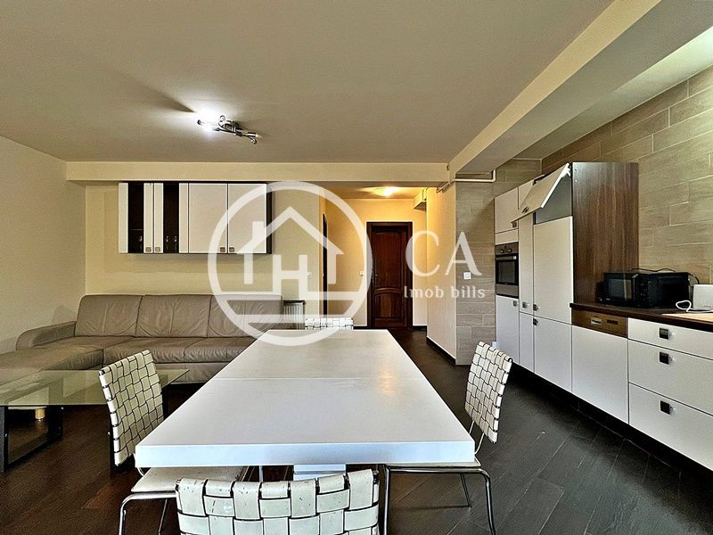 Apartament de închiriat cu 3 camere în zona Ultracentrală Oradea - Poză 5