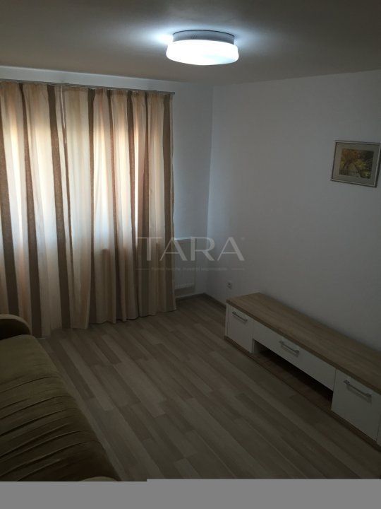 Apartament decomandat Mănăştur complet renovat şi utilat. - Poză 3