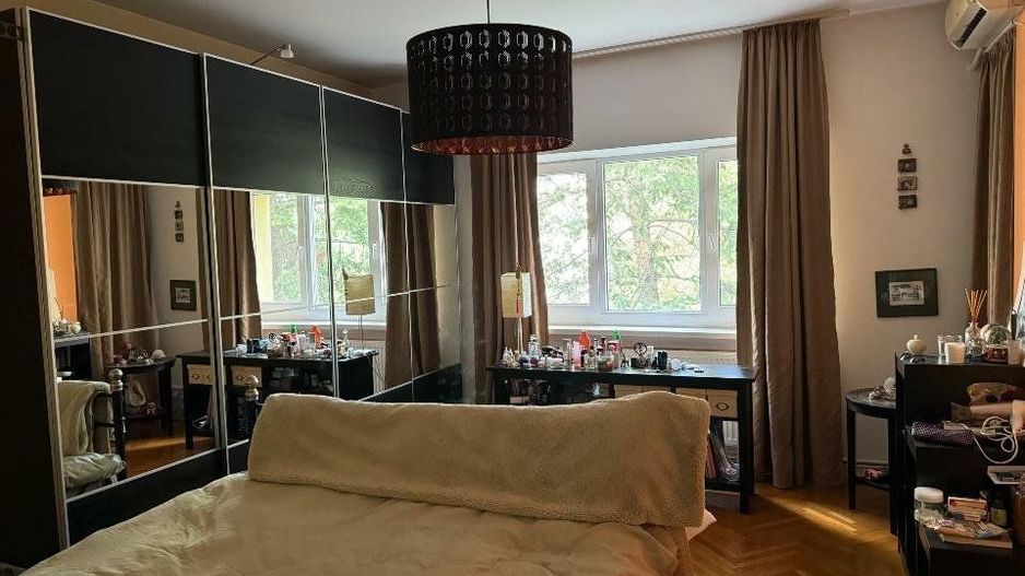 Apartament cu 4 camere in Pajura - Poză 8