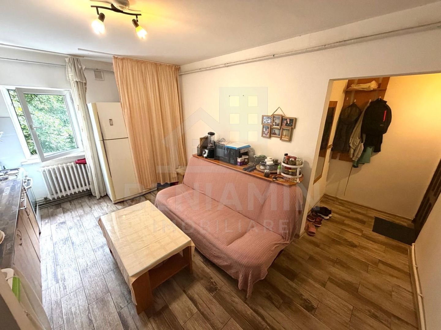Apartament 2 camere Brazda lui Novac Etaj 1 Centrala termica 52mp - Poză 3