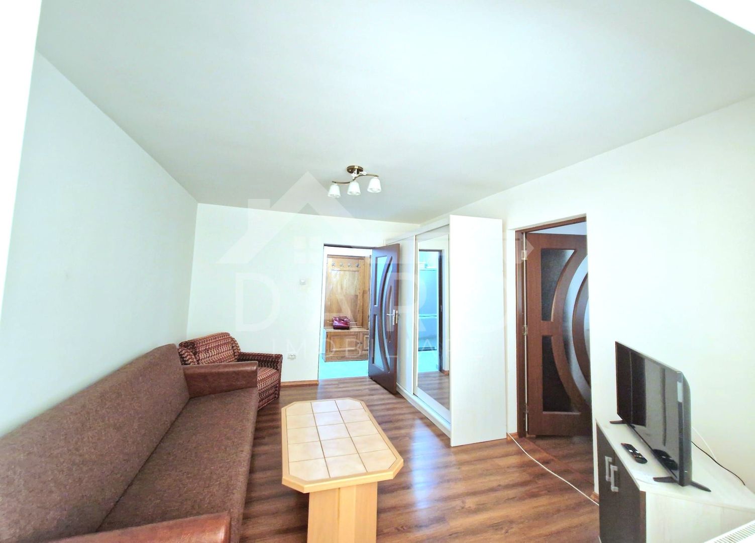 Inchiriez apartament cu doua camere in Cartierul Dambu - Poză 7